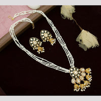 Manisha Jewellery Royal Charm Kundan and Pearl Necklace Set