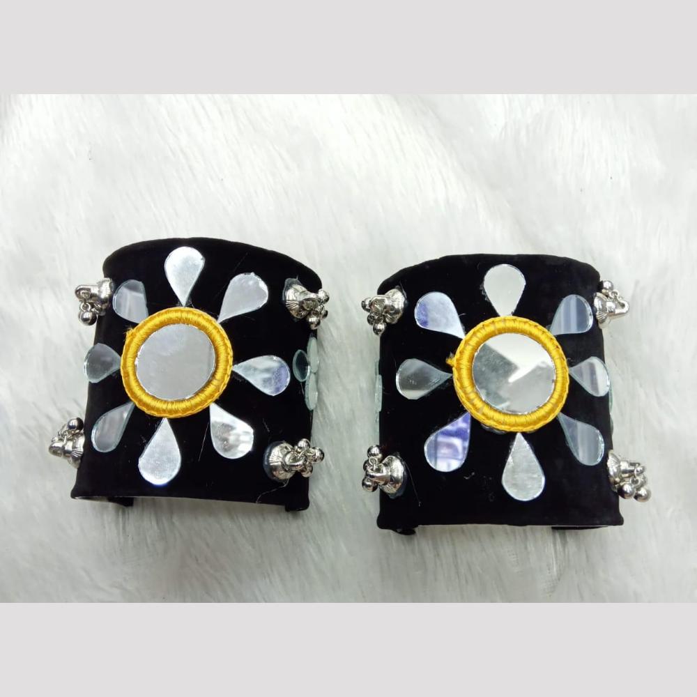 Manisha Jewellery Vibrant Mirror Barcelets for Dandiya & Navratri Celebrations