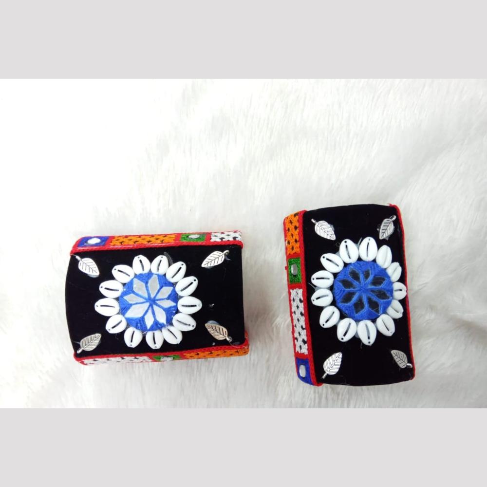 Manisha Jewellery Vibrant Mirror Barcelets for Dandiya & Navratri Celebrations