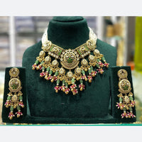 Manisha Jewellery Ethnic Glam Pota Stone And Pearl Necklace Set