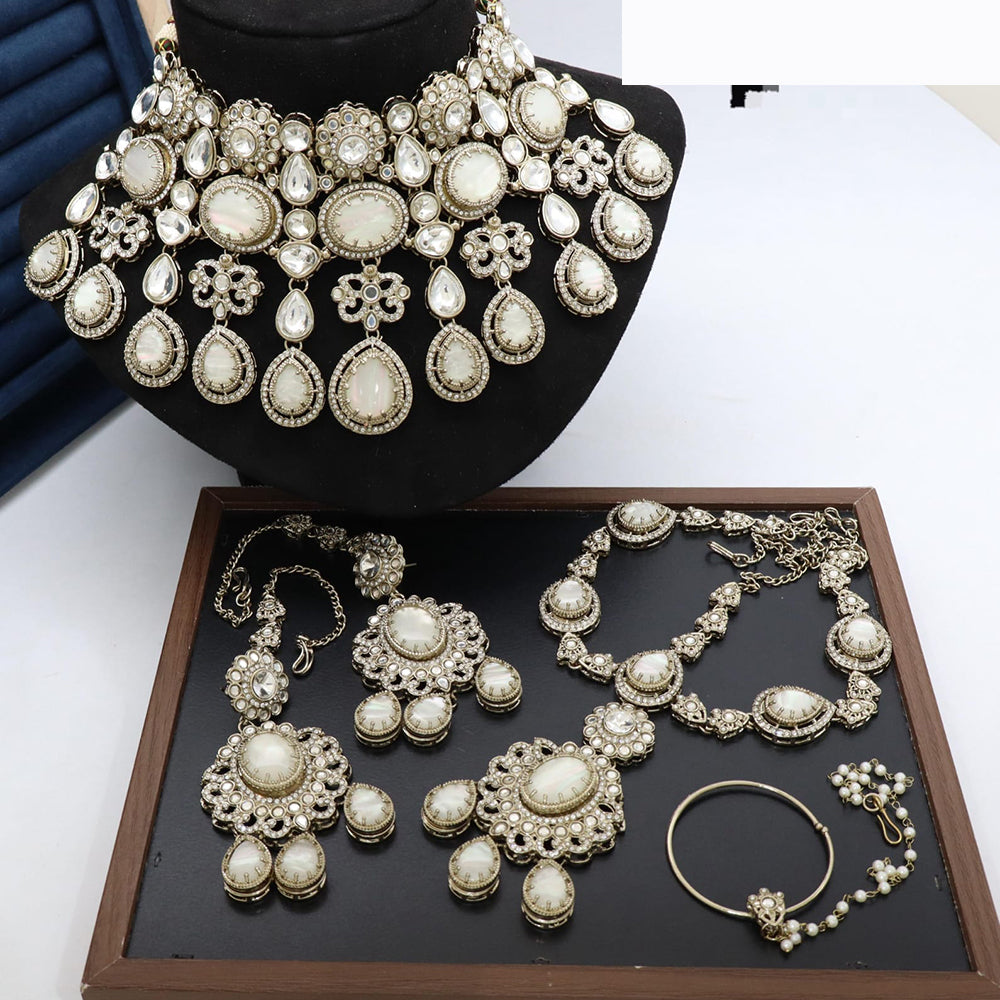 Manisha Jewellery Handcrafted Kundan Stone Semi Bridal Set for Wedding & Festive Wear