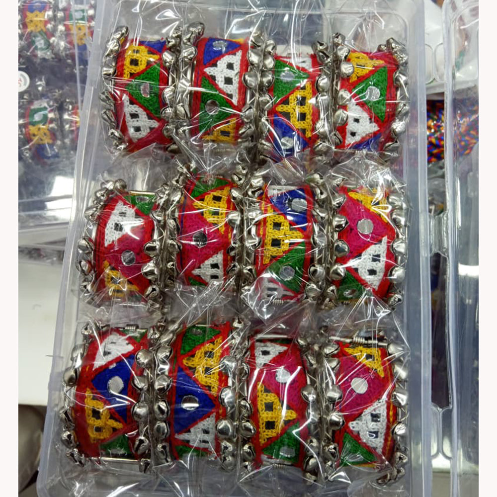 Manisha Jewellery Navratri Special Mirror With Colorfull Thread Work Bracelet