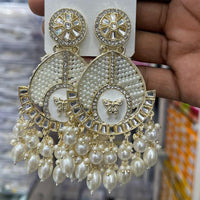 Manisha Jewellery Designer Kundan Sto ne Work Pearl Hanging Earrings