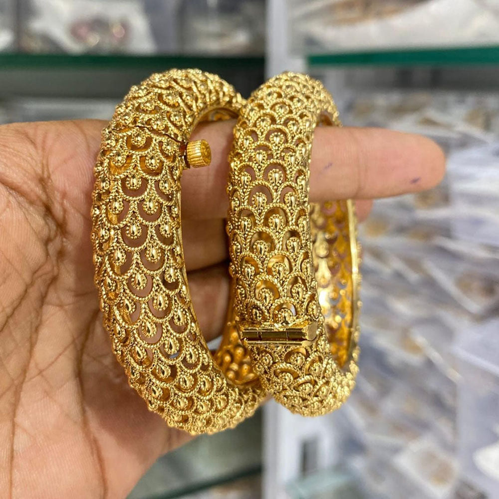 Manisha Jewellery Gold Plated Openable Bangles Set