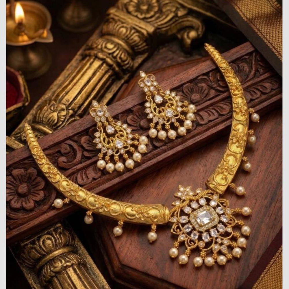 Manisha Jewellery Designer Crystal Stone And Beads Necklace Set