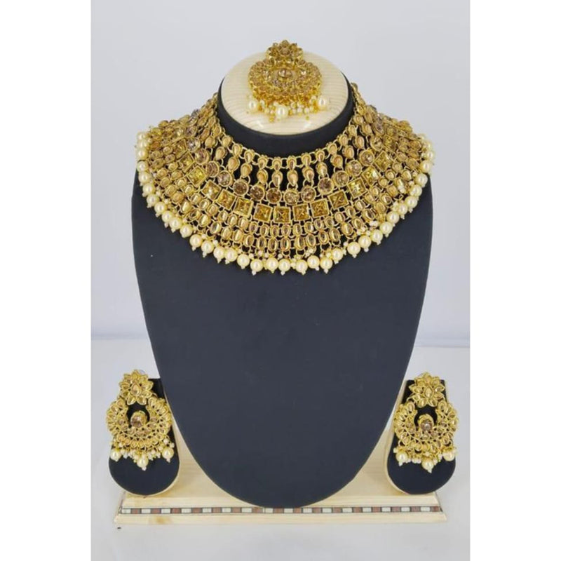 Lucentarts Jewellery Gold Plated Kundan Stone Necklace Set