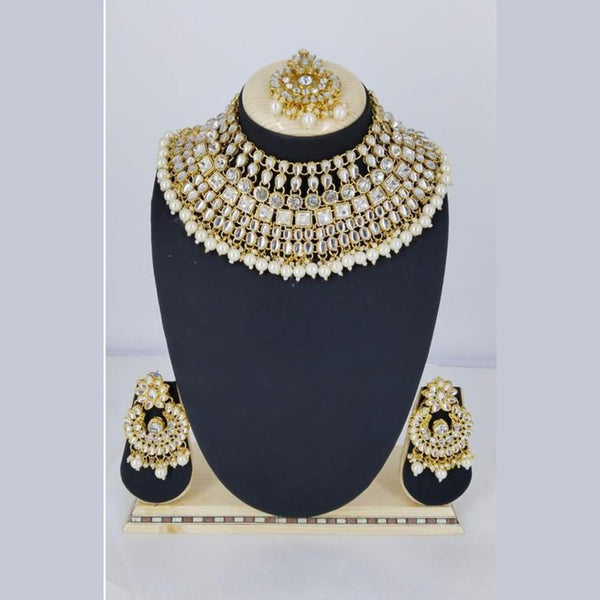 Lucentarts Jewellery Gold Plated Kundan Stone Necklace Set