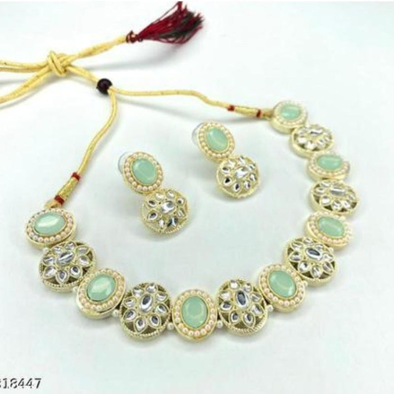 Lucentarts Jewellery Gold Plated Kundan Stone Necklace Set