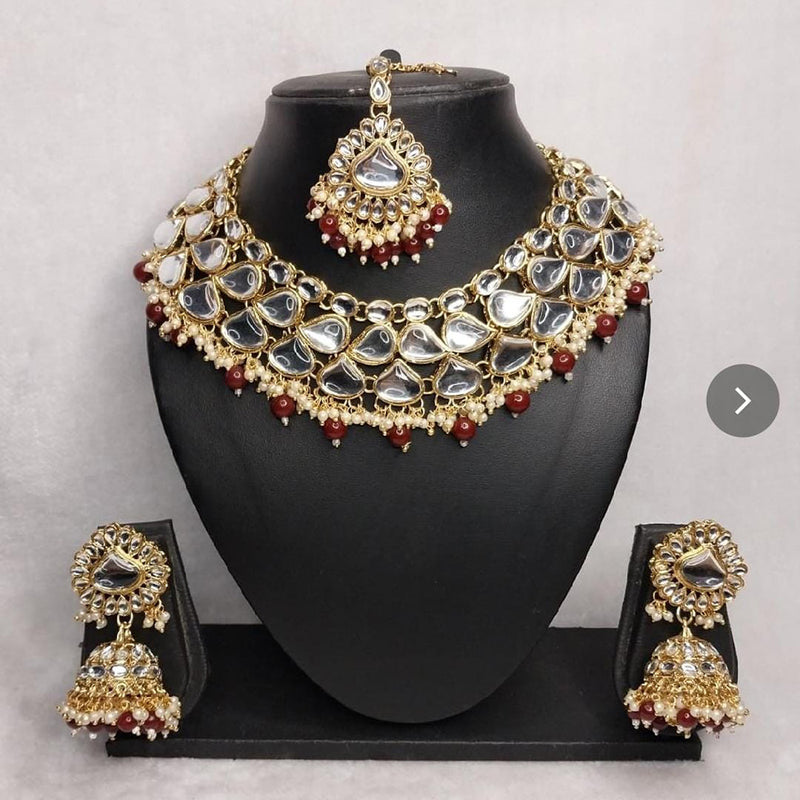 Lucentarts Jewellery Gold Plated Kundan Stone Necklace Set