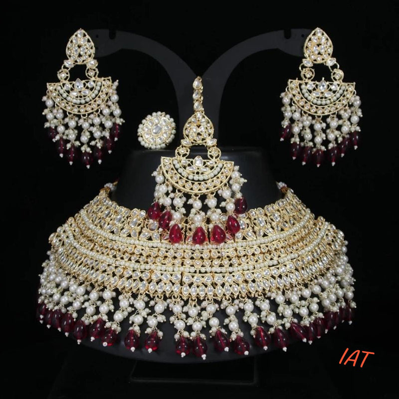 Lucentarts Jewellery Gold Plated Kundan Stone Necklace Set