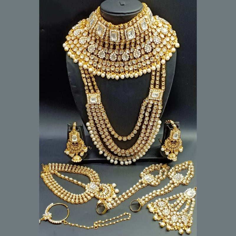 Lucentarts Jewellery Gold Plated Kundan Bridal Set