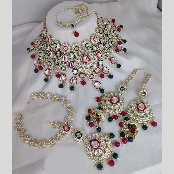 Lucentarts Jewellery Gold Plated Kundan Semi Bridal Set