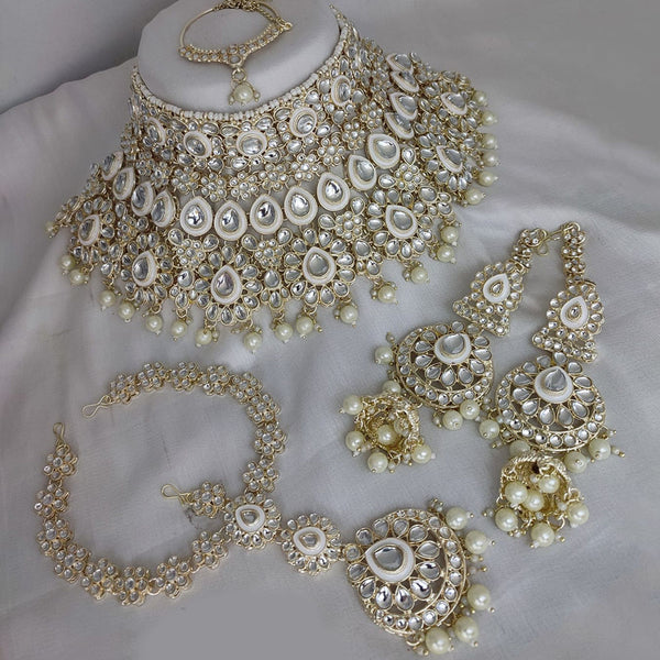 Lucentarts Jewellery Gold Plated Kundan Semi Bridal Set