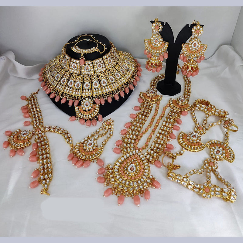 Lucentarts Jewellery Gold Plated Kundan Bridal Set