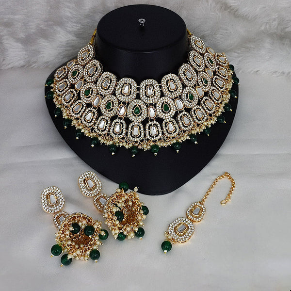 Lucentarts Jewellery Gold Plated Kundan Stone Choker Necklace Set