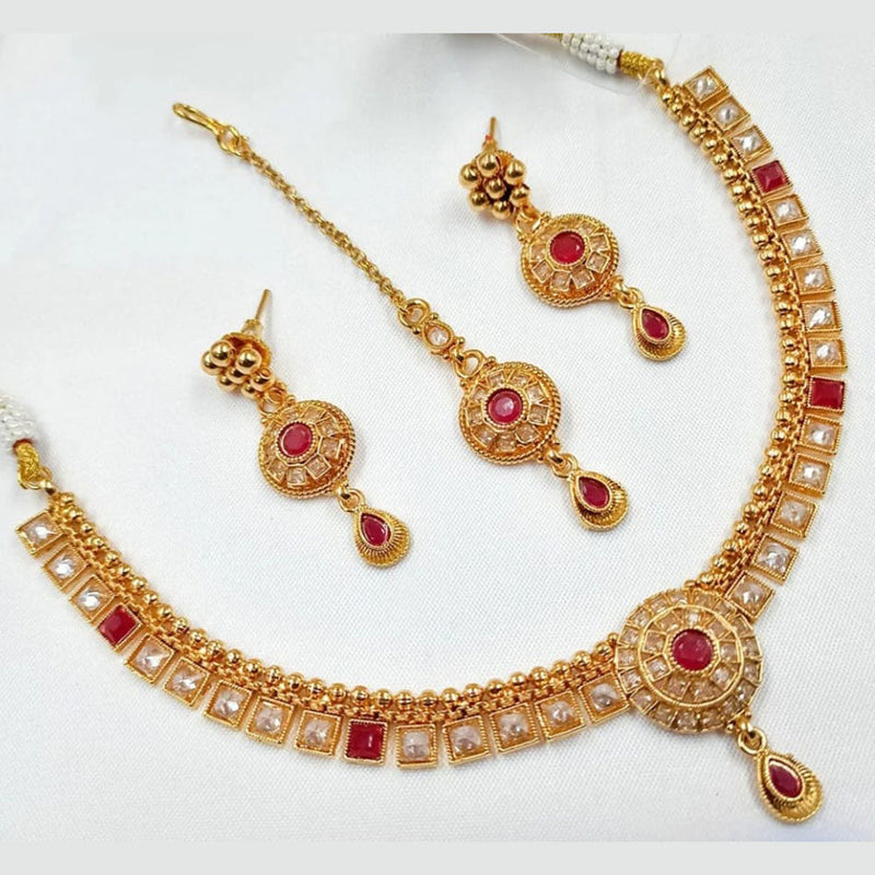 Lucentarts Jewellery Gold Plated Crystal Stone Necklace Set