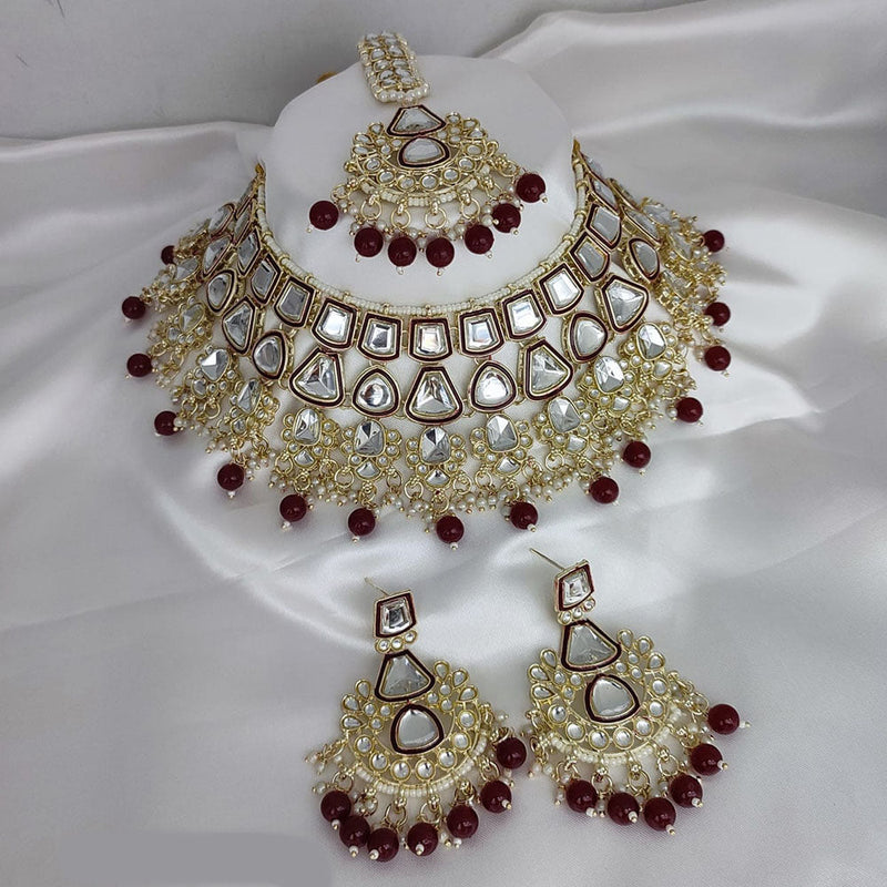 Lucentarts Jewellery Gold Plated Kundan Stone And Pearl Choker Necklace Set