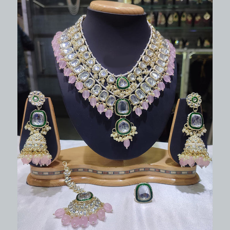 Lucentarts Jewellery Gold Plated Kundan Stone And Pearl Necklace Set