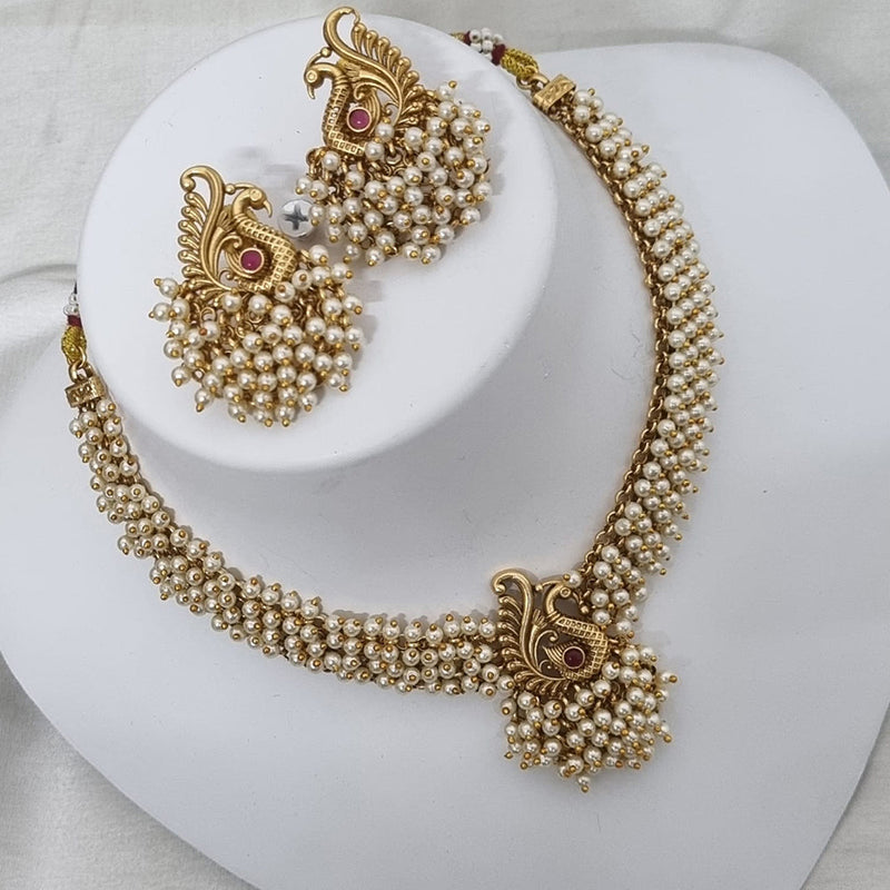 Lucentarts Jewellery Gold Plated Pota Stone And Temple Pearls Necklace Set