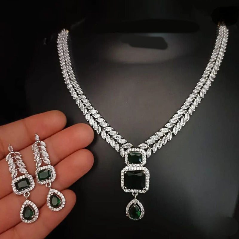 Lucentarts Jewellery Silver Plated AD Necklace Set