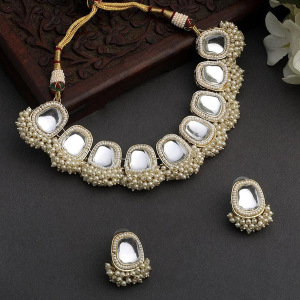 Lucentarts Jewellery Gold Plated Kundan Stone And Pearls Necklace Set