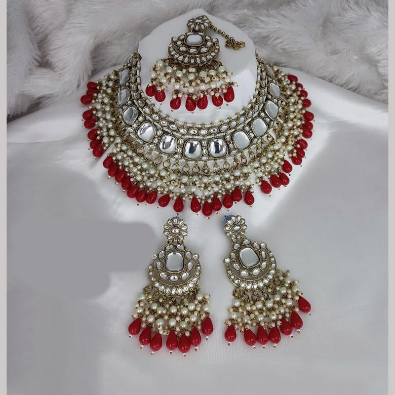 Lucentarts Jewellery Gold Plated Kundan Stone And Pearls Choker Necklace Set