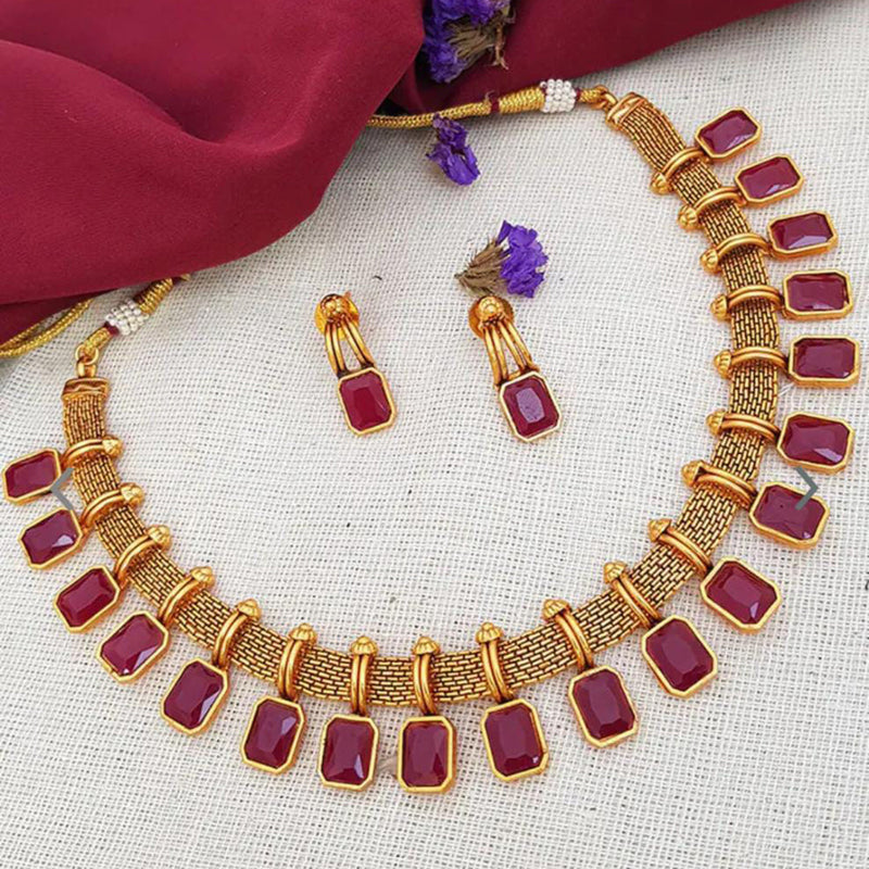 Lucentarts Jewellery Gold Plated Crystal Stone Necklace Set