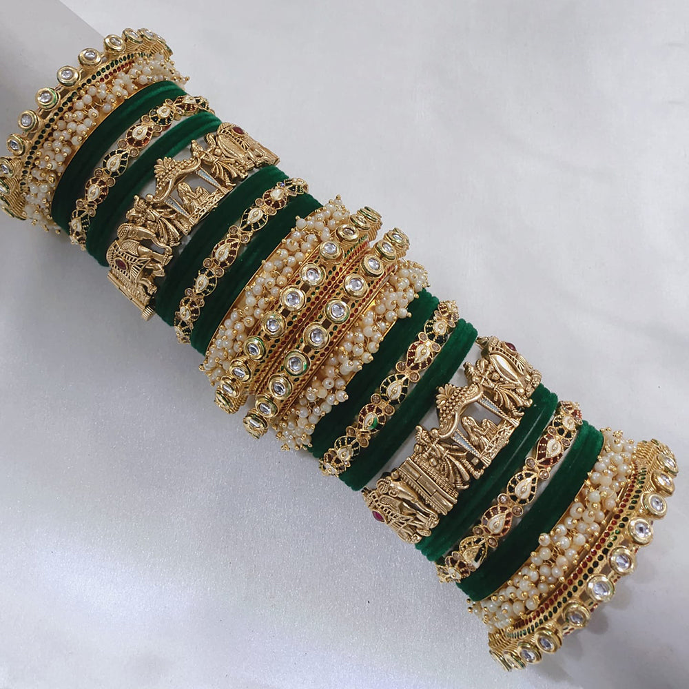 Lucentarts Jewellery Gold Plated Pota Stone And Pearls Velvet Bangles Set