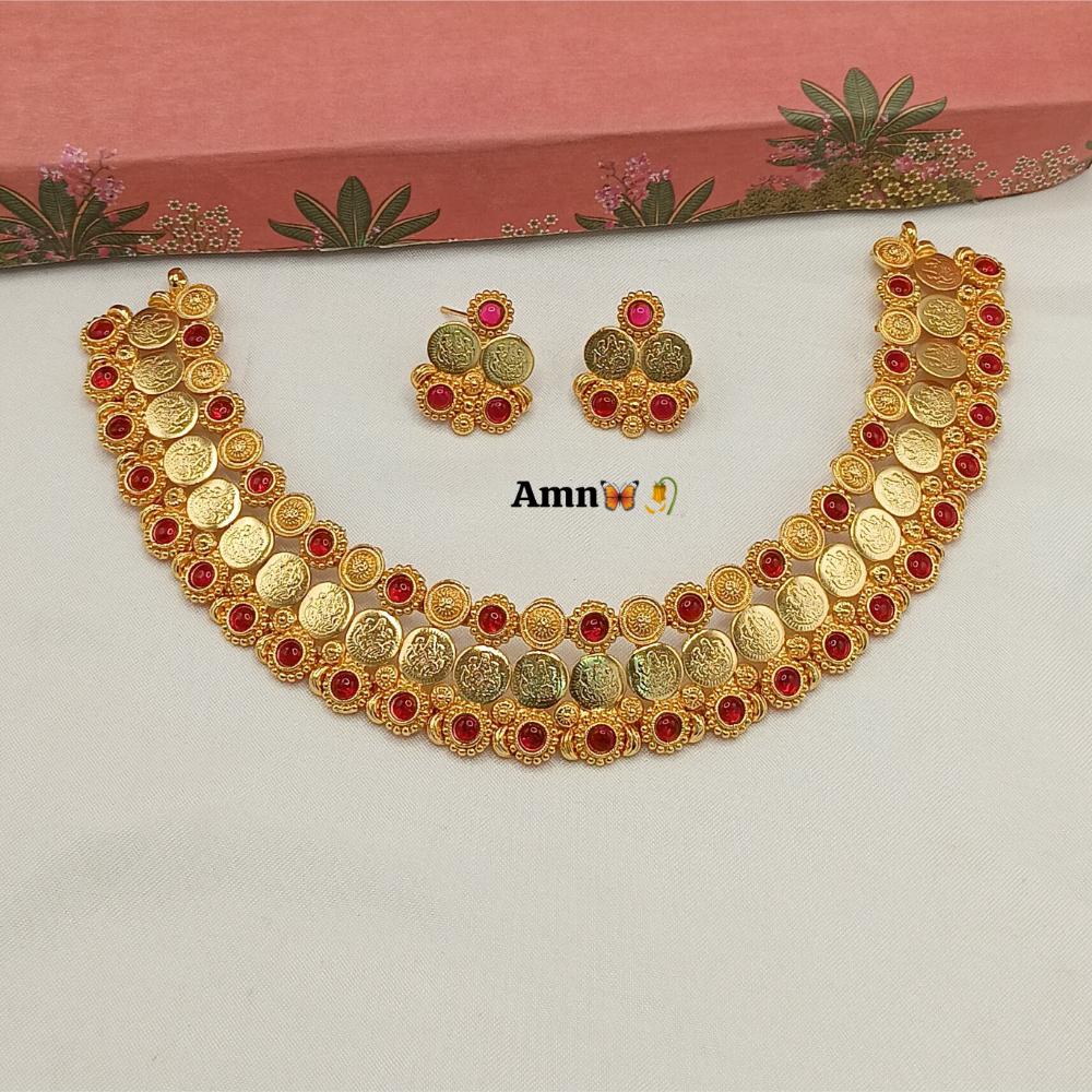 Lucentarts Jewellery Gold Plated Pota Stone Temple Necklace Set