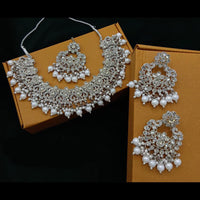 Lucentarts Jewellery Silver Plated Crystal Stone And Pearls Necklace Set
