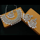 Lucentarts Jewellery Silver Plated Crystal Stone And Pearls Necklace Set