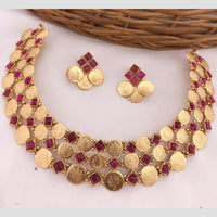 Lucentarts Jewellery Gold Plated Pota Stone Temple Choker Necklace Set