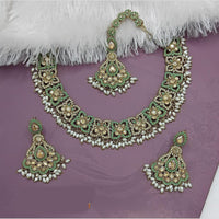 Lucentarts Jewellery Gold Plated Crystal Stone And Pearl Necklace Set