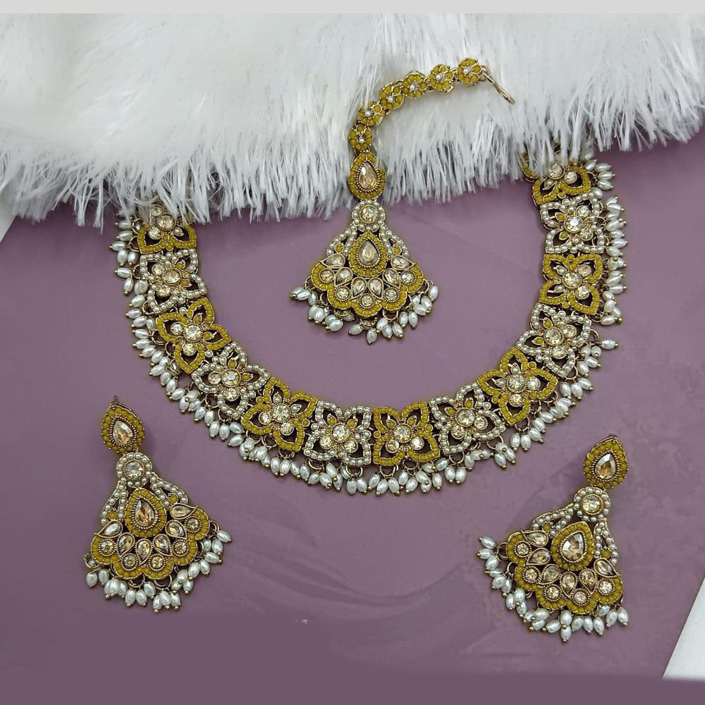 Lucentarts Jewellery Gold Plated Crystal Stone And Pearl Necklace Set