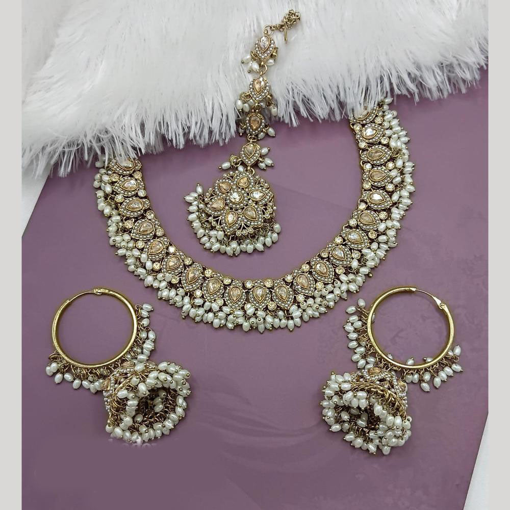 Lucentarts Jewellery Gold Plated Crystal Stone And Pearl Necklace Set