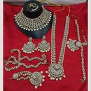 Lucentarts Jewellery Gold Plated Austrian Stone And Beads Bridal Set