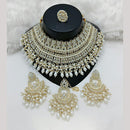Lucentarts Jewellery Gold Plated Kundan Stone Pearls And Beads Choker Necklace Set