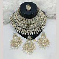 Lucentarts Jewellery Gold Plated Kundan Stone Pearls And Beads Choker Necklace Set