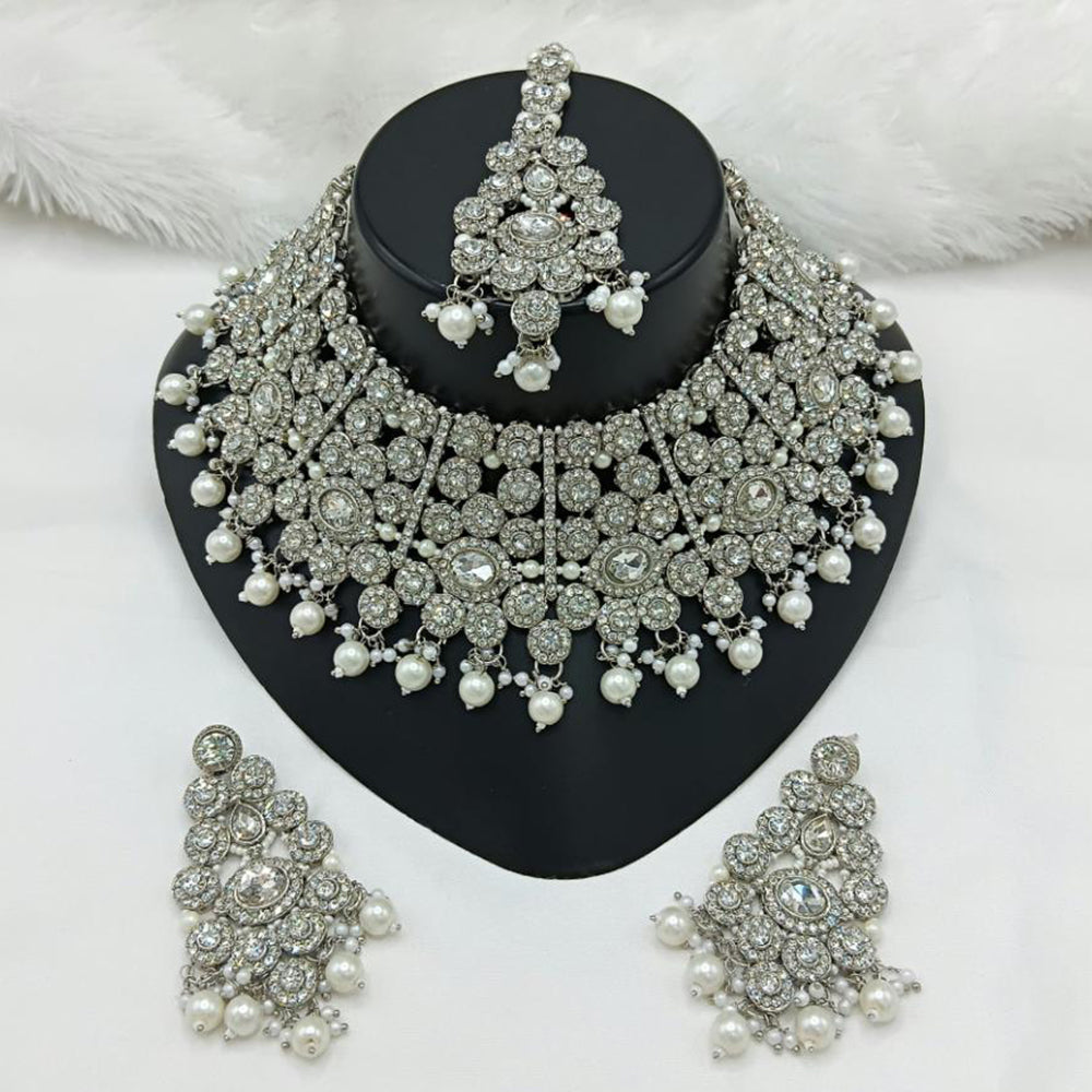 Lucentarts Jewellery Rhodium Austrian Stone And Pearl Beads Choker Necklace Set