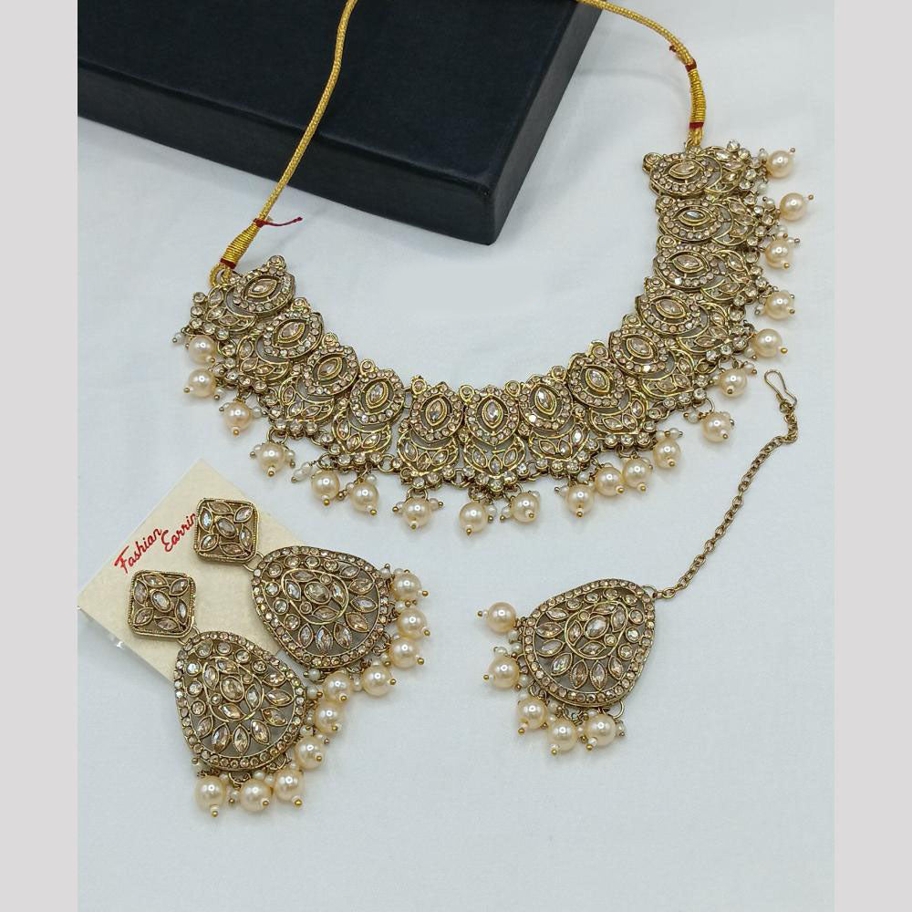 Lucentarts Jewellery Kundan & Beads Necklace Set
