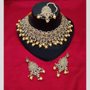 Lucentarts Jewellery Shimmering Crystal Necklace Set for Women