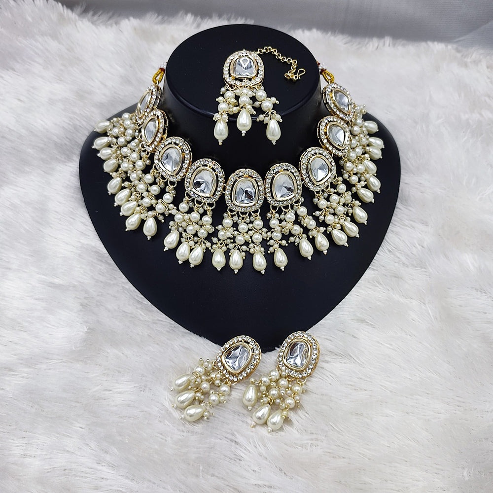 Lucentarts Jewellery Kundan Necklace with Pearl Drops and Beaded Layers