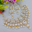 Lucentarts Jewellery Royal Charm Kundan And Pearl Necklace Set