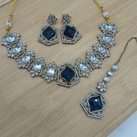 Lucentarts Jewellery Fancy Crystal Stone Necklace Set
