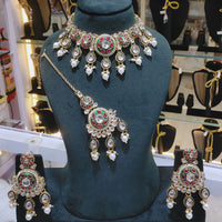 Lucentarts Jewellery Kundan Stone Pearl And Beads Choker Necklace Set