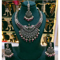 Lucentarts Jewellery Elegant Pota Stone And Austrian Stone Pearl Necklace Set