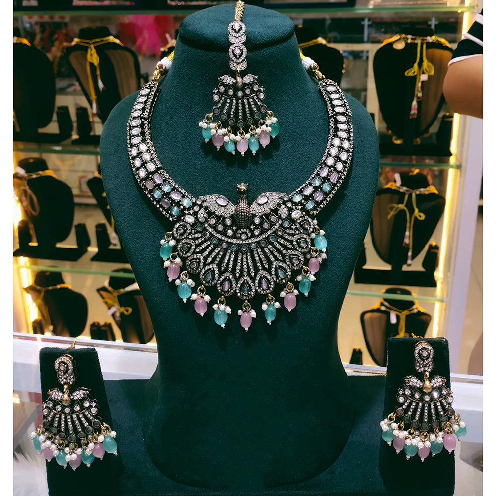 Lucentarts Jewellery Elegant Pota Stone And Austrian Stone Pearl Necklace Set