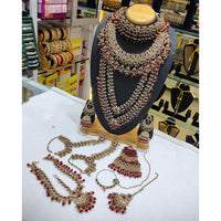 Lucentarts Jewellery Maharani Style Austrian Stone And Beads Bridal Set
