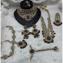 Lucentarts Jewellery Opulent Kundan Stone Pearl And Beads Bridal Jewellery Set
