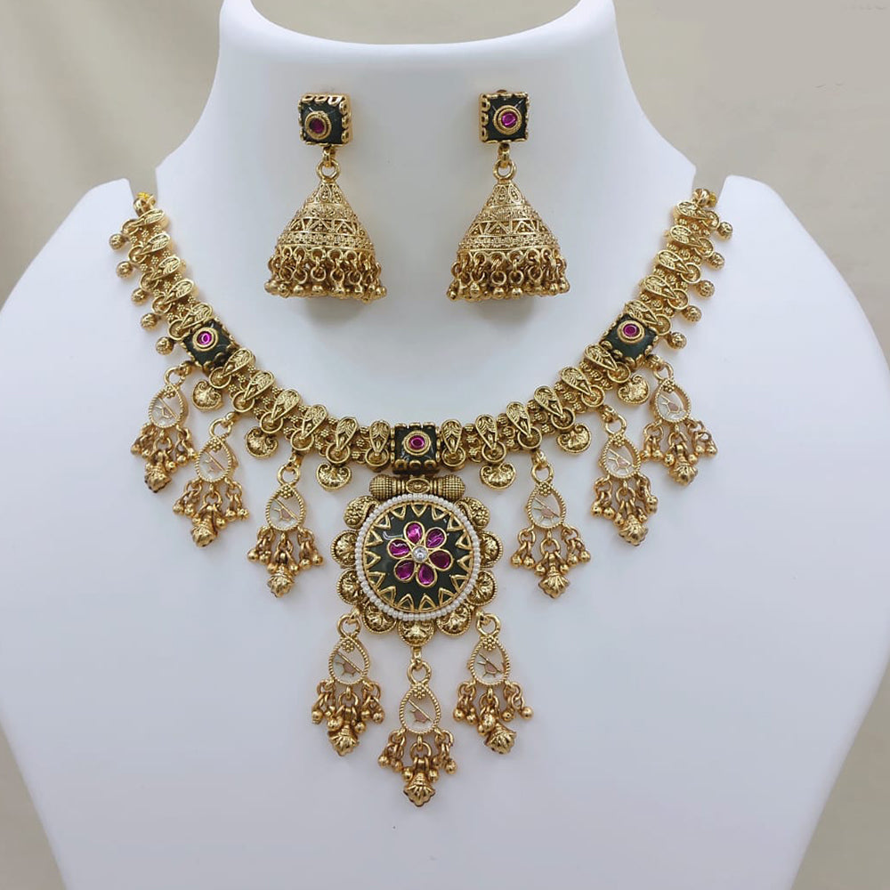 Lucentarts Jewellery Traditional Pota Stone And Pearl Designer Necklace Set